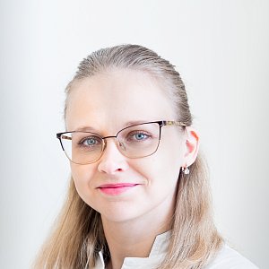 Фото врача - Железникова Оксана Юрьевна